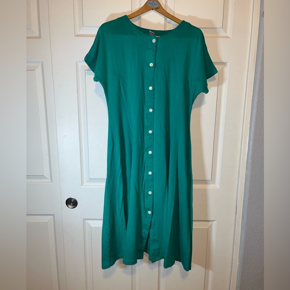 VTG Fads Green Button-Down Midi Dress